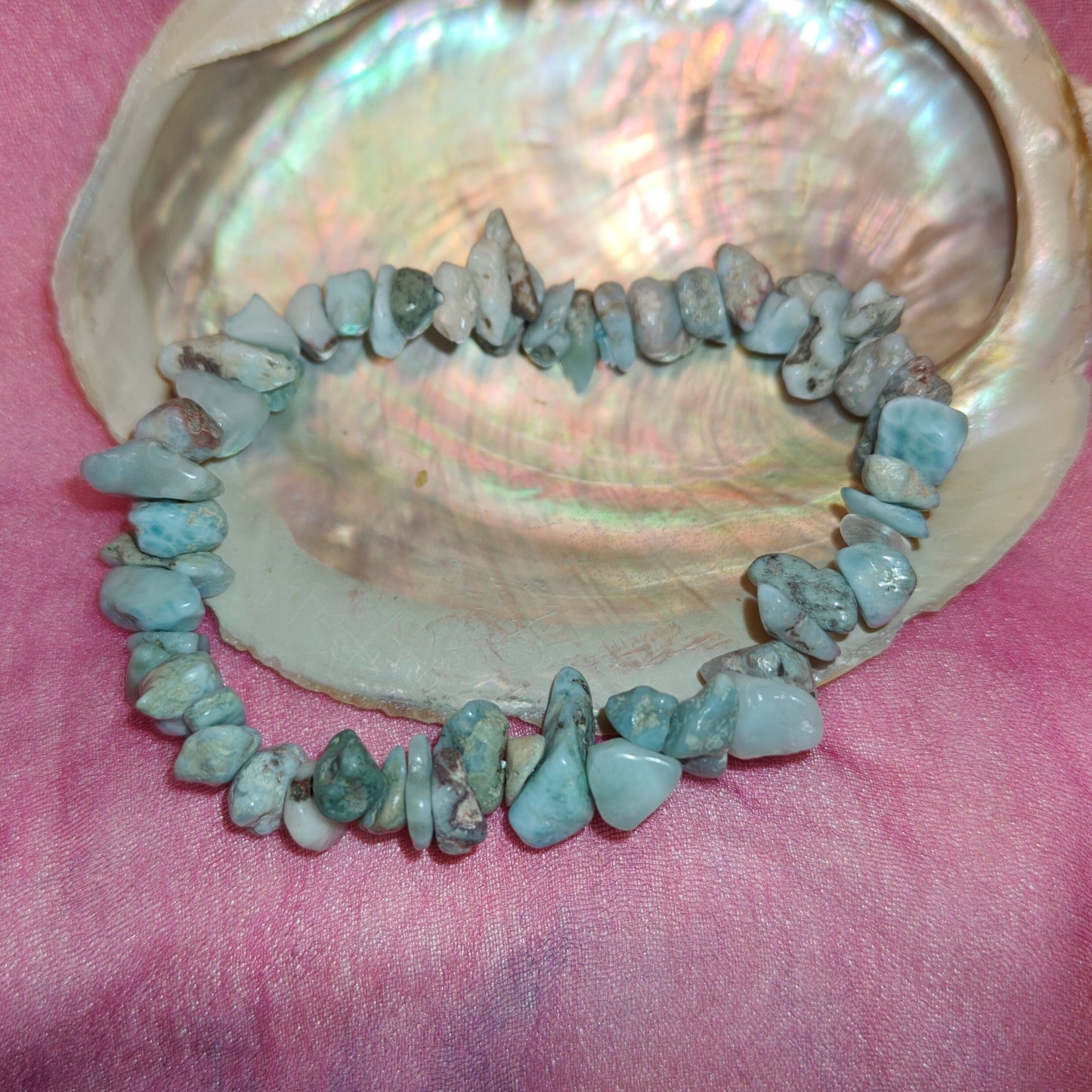 Larimar sirurannekoru