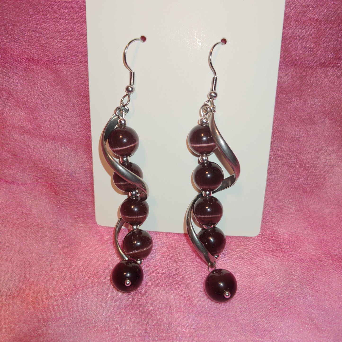 Lilat kissansilmä korvakorut