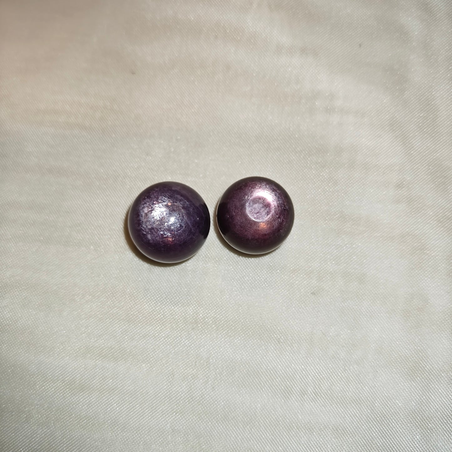 Gem lepidoliitti pallo