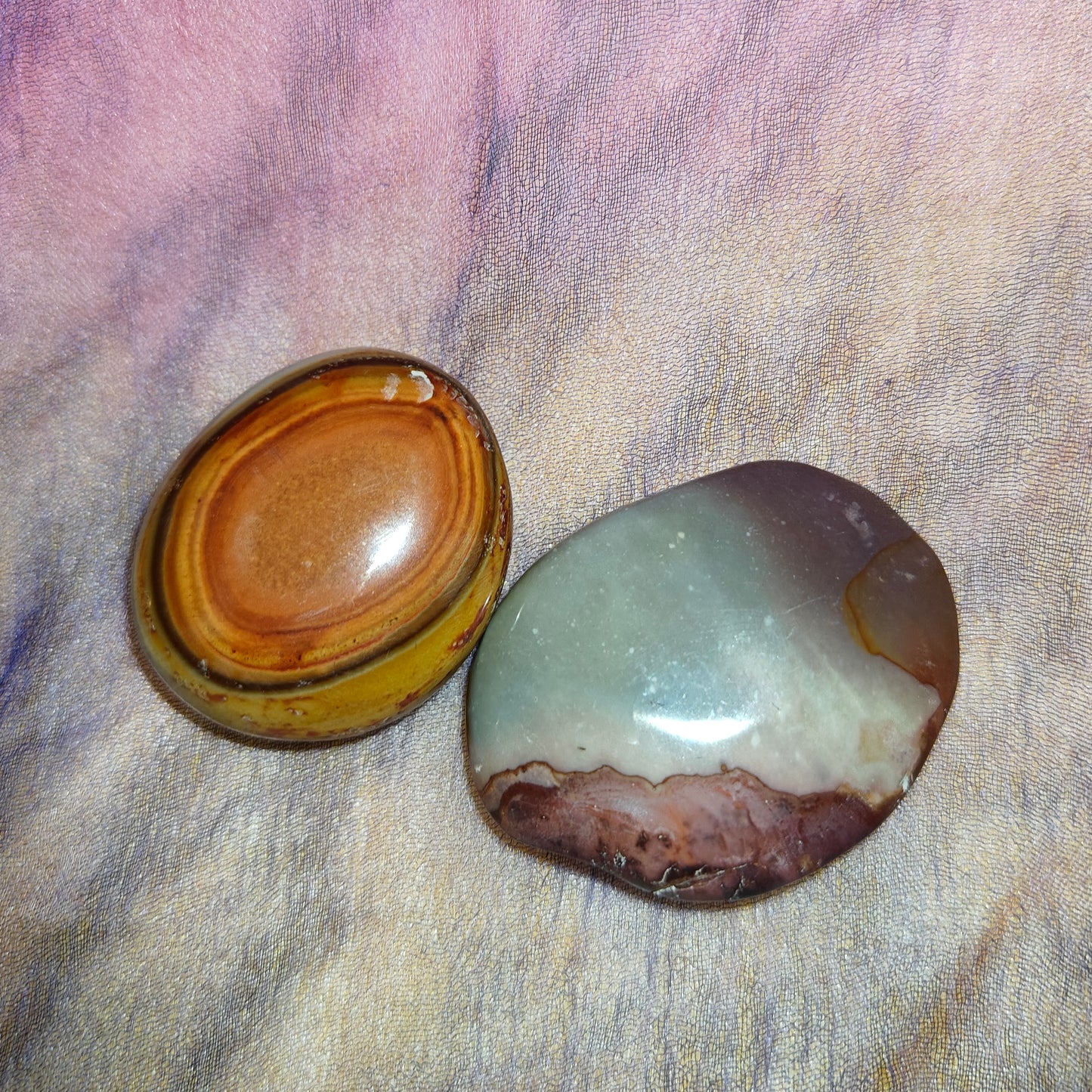 Polychrome jaspis